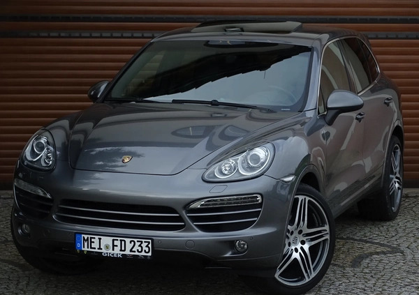 Porsche Cayenne cena 67700 przebieg: 221900, rok produkcji 2011 z Kałuszyn małe 742